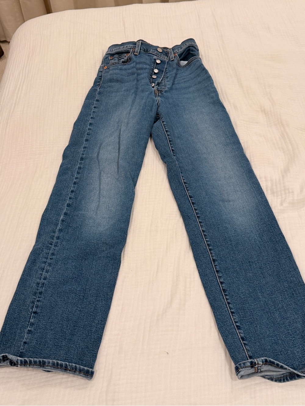 Levi's Women’s Ribcage Medium Blue Straight Leg Women's Jeans